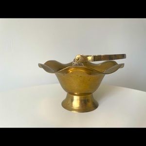 Vintage brass flower basket figurine
